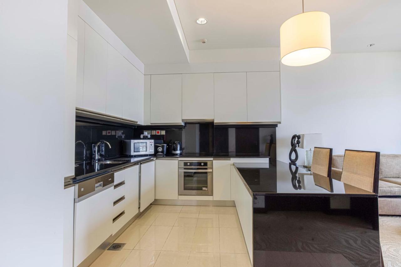 Apartment Daniels 1br At Address With Marina View